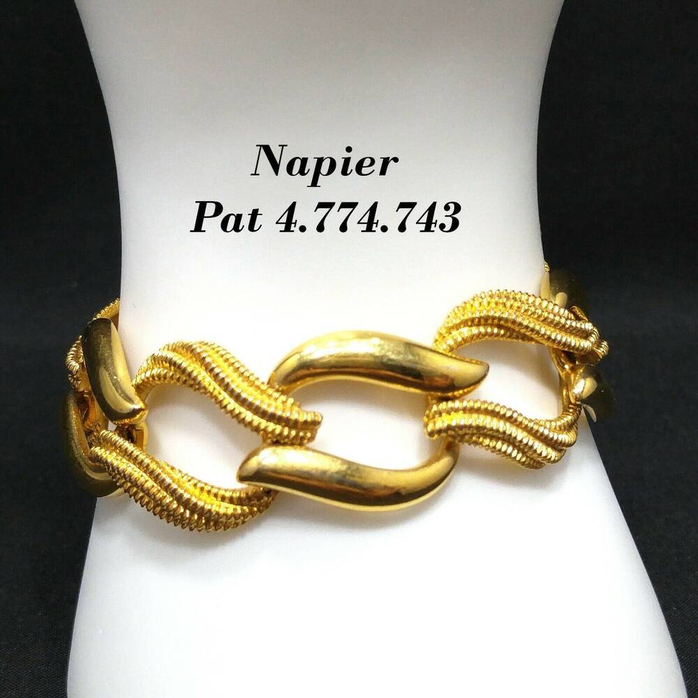 Vintage Napier Gold Link Bracelet Chunky Textured 1980s Signed
